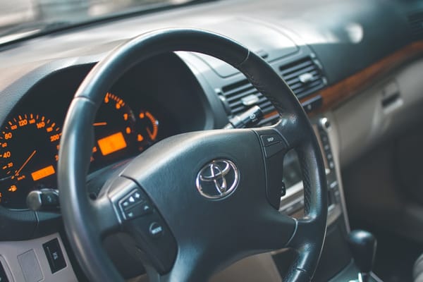 Comprehensive Buying Guide for the Toyota Yaris Hatchback: Key Insights and Tips